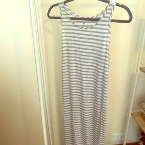 Stem grey and white maxi dress
